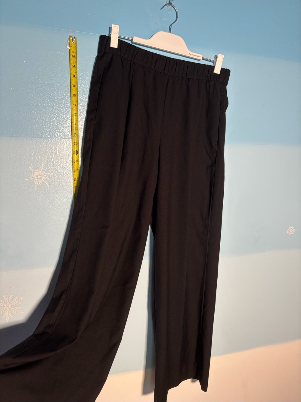 LOFT Black Elastic Waist Pull-on Wide Leg Pants - Size Medium - Closet Staple